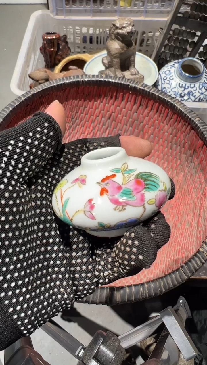 刚*秒拍秒付瓷铜摆件