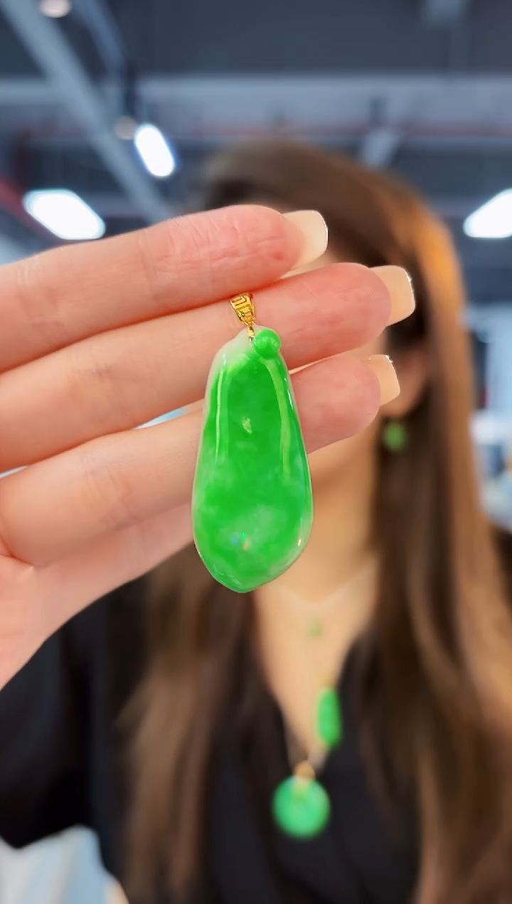 翡翠18K金镶嵌颈饰 缅料A货/支持复检/一件