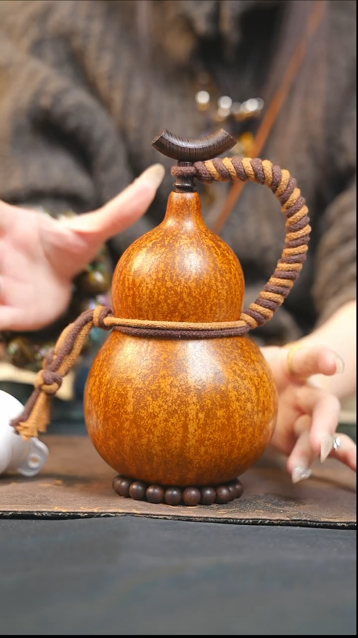 【闪购商品】XV197大漆酒葫芦不包手串及旋转底座