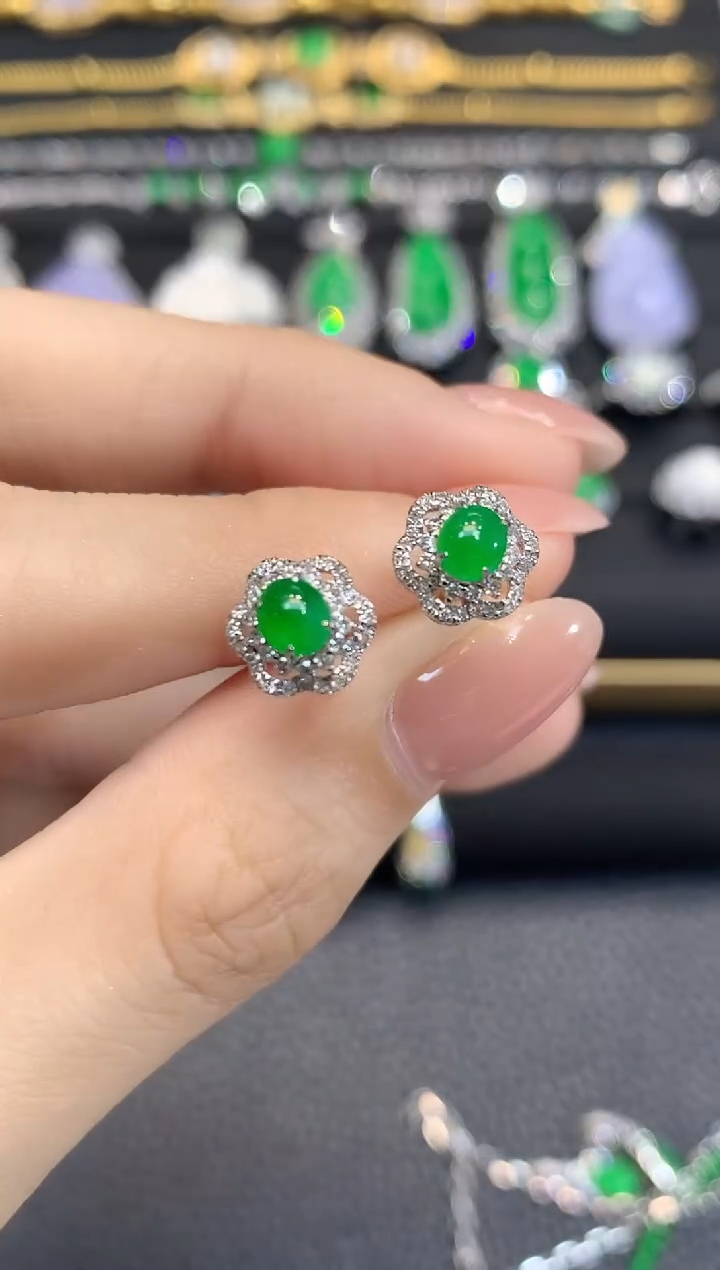 18K金镶嵌翡翠耳饰C16