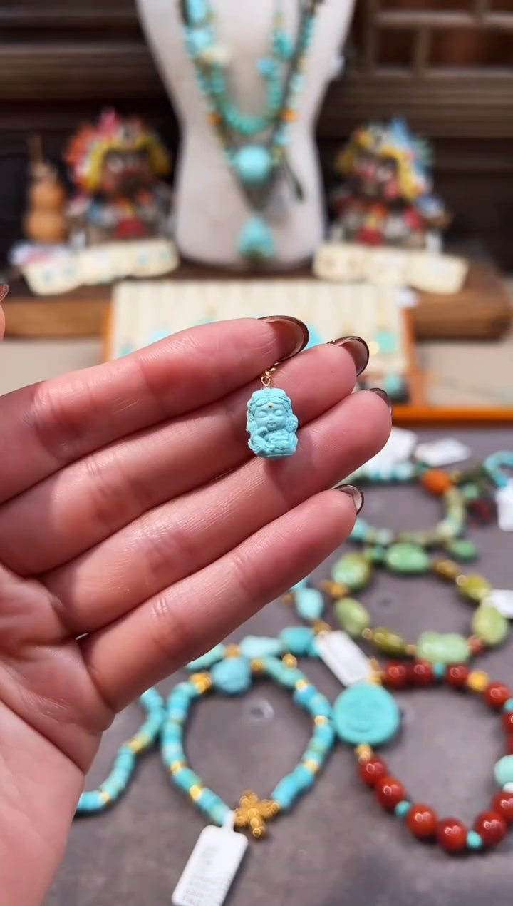 18K金镶嵌绿松石提溜度母