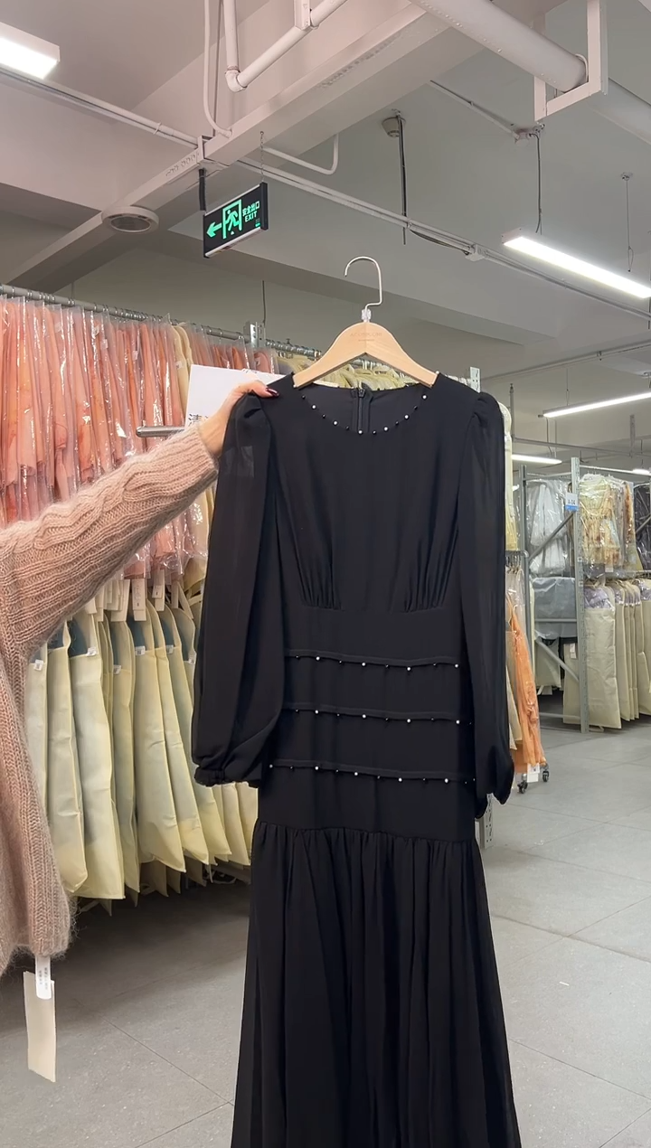 挂脖款熏草墨舞黑色S