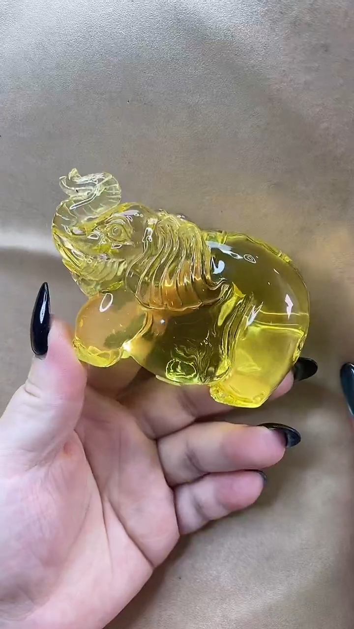 琥珀颈饰未镶嵌吊坠