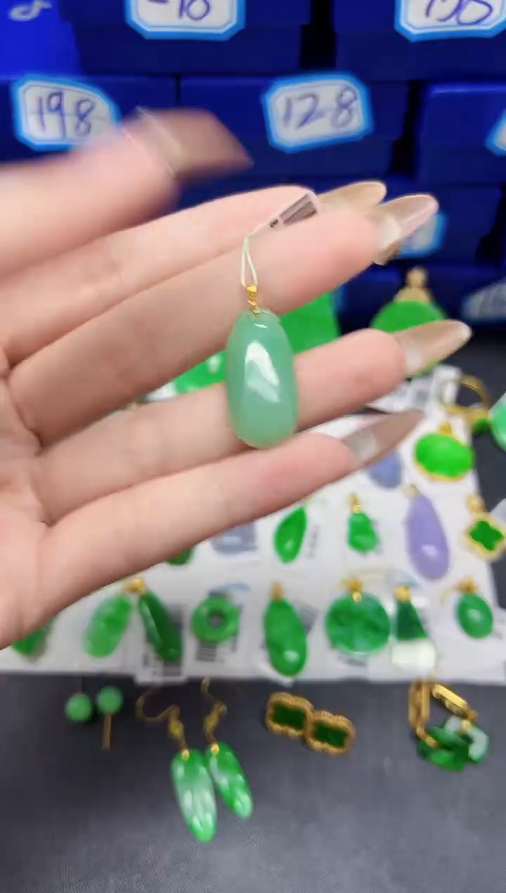 【闪购商品】翡翠颈饰18K金镶嵌Y缅料A货/支持复检/一件