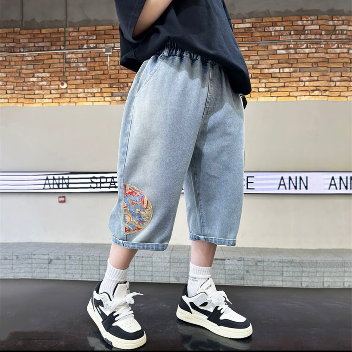 503032童装男童牛仔五分裤2025夏男宝宽松显瘦潮酷洋气牛仔五分裤