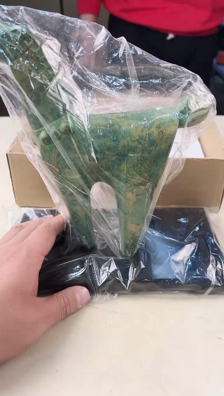 【闪购商品】瓷片226中古产品，默认微瑕，谨慎参拍