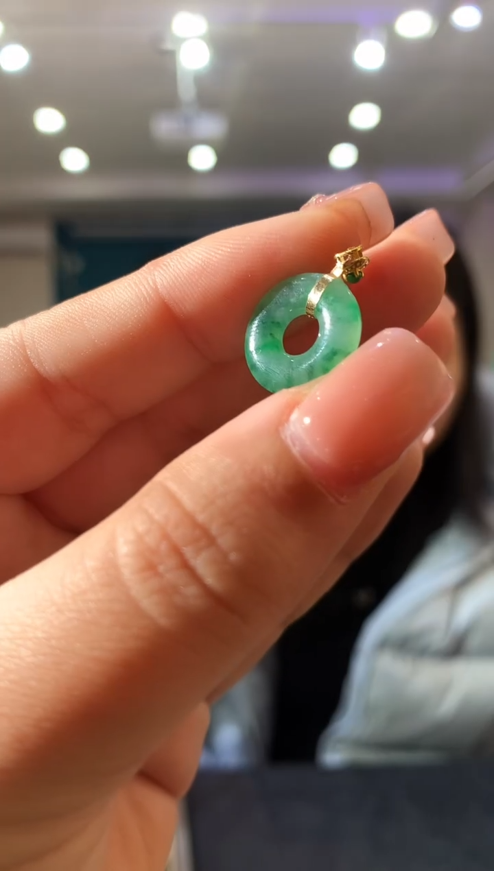 【闪购商品】翡翠吊坠(不含链)18K金镶嵌121 zfp翡翠时尚