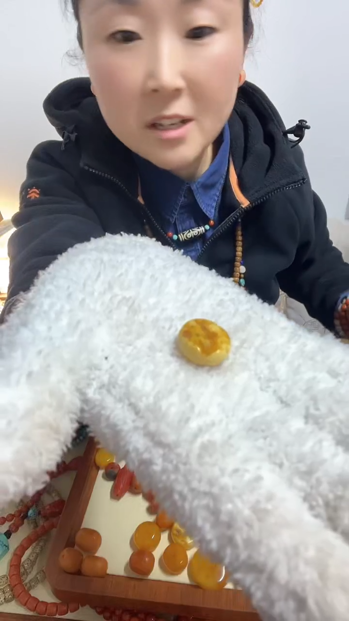 【闪购商品】蜜蜡颈饰未镶嵌老蜡白花蜜