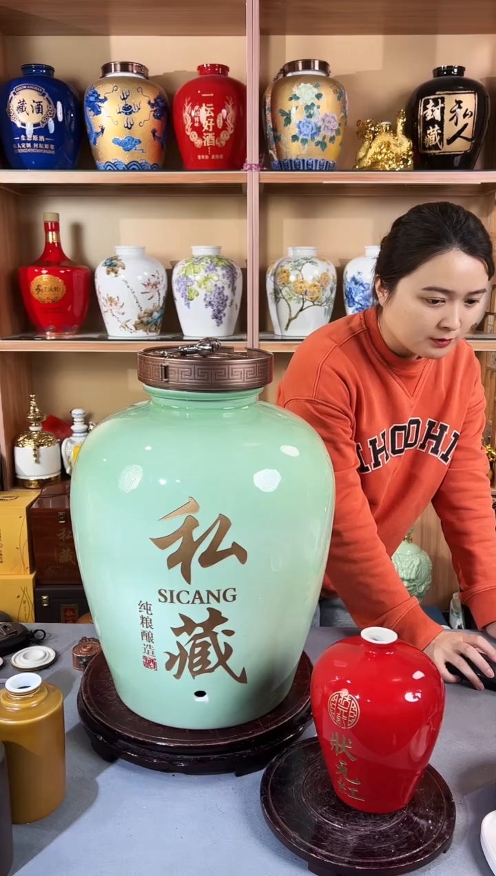 绿色私藏50斤高分子密封盖+龙头