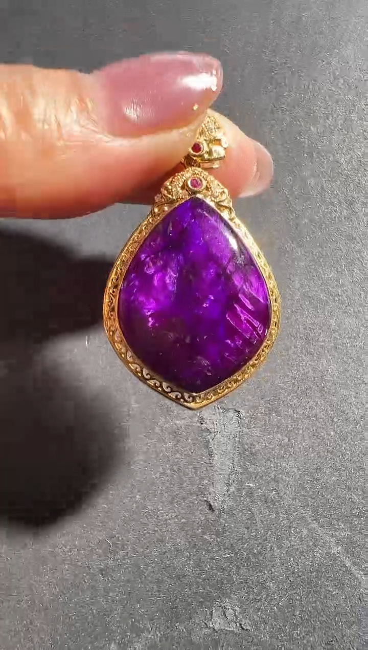 【闪购商品】苏纪石（舒俱来）吊坠18K金镶嵌多样性发一