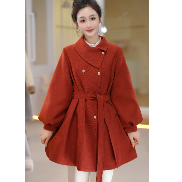 苏醒的乐园2025年冬季气质款大衣羽绒SXYRF25214