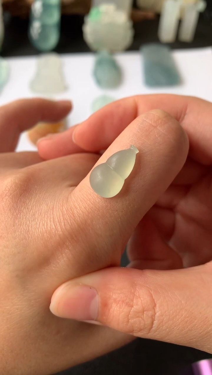 【闪购商品】定制翡翠未镶嵌翡翠