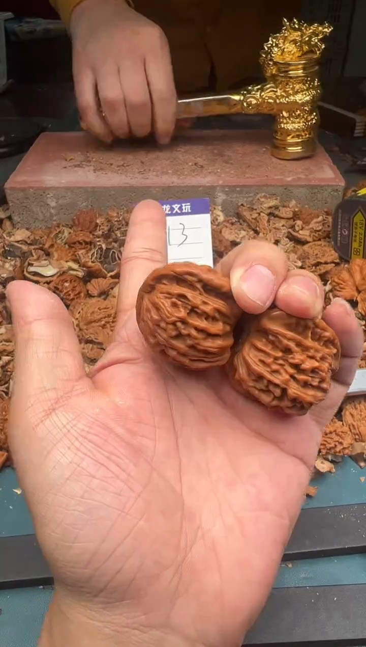 【闪购商品】文玩核桃吊坠雷龙文玩核桃白狮子40尺寸-14