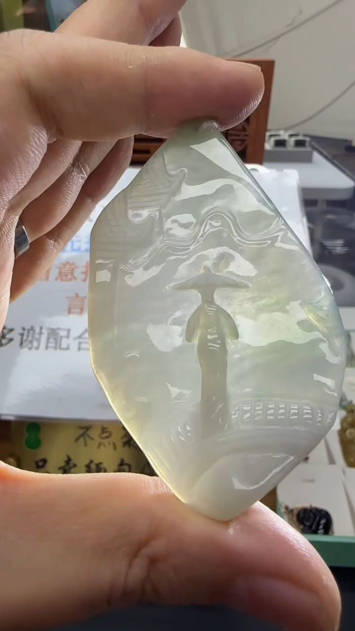 【闪购商品】翡翠挂件未镶嵌国雕谢林工（定制退货扣1000元）