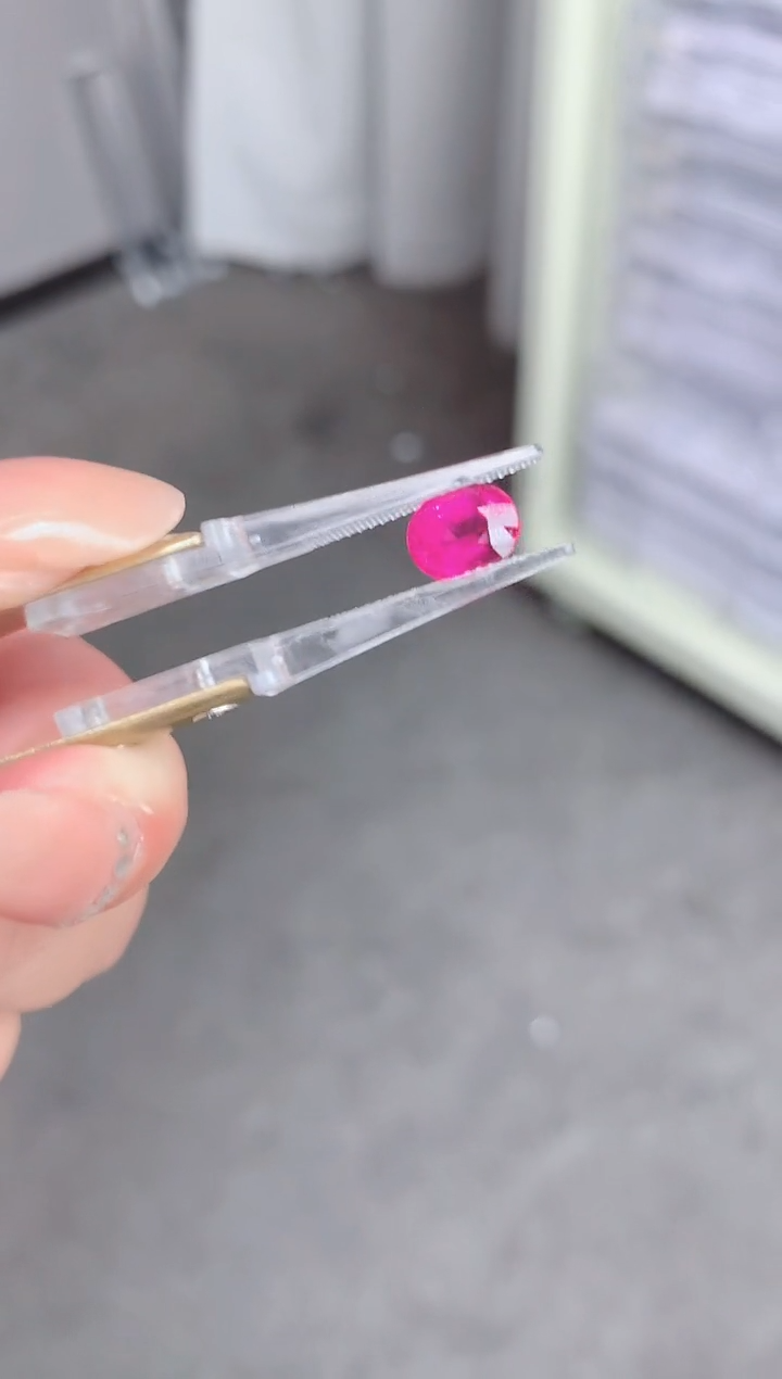 【闪购商品】碧玺裸石未镶嵌1.7ct卢比莱