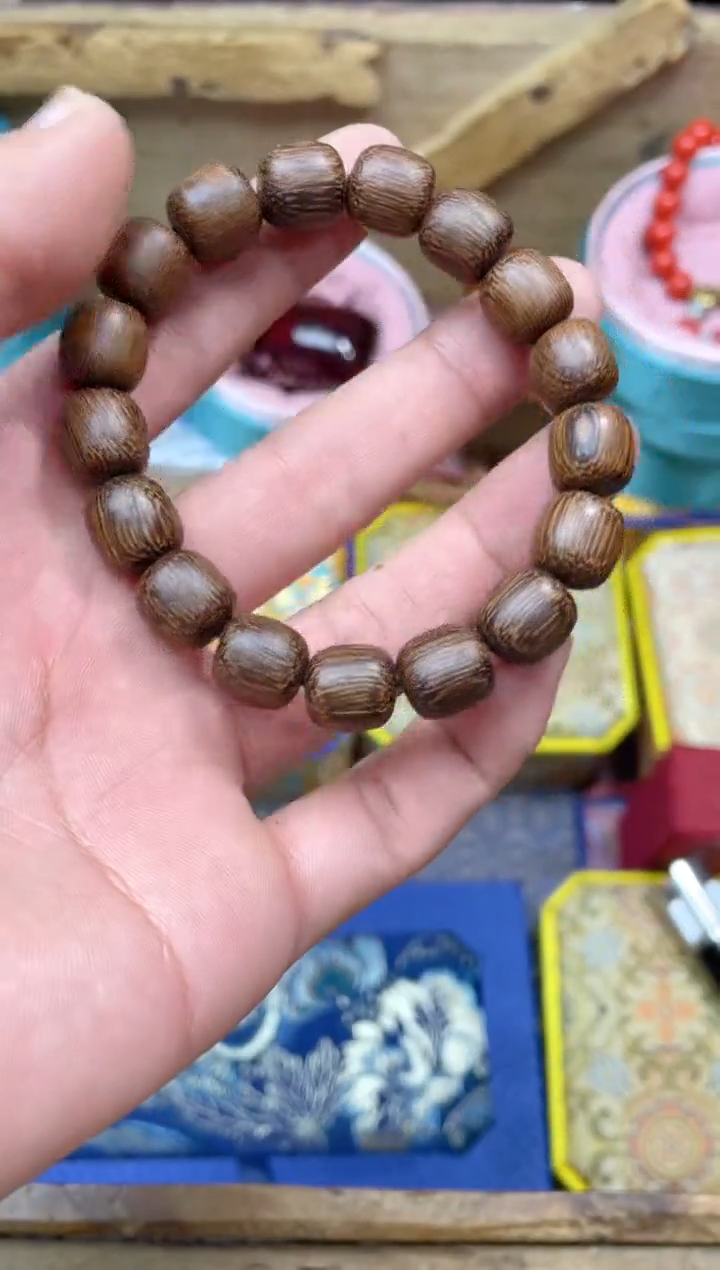 【闪购商品】大叶紫檀（黑酸枝木类）点击链接下单即可