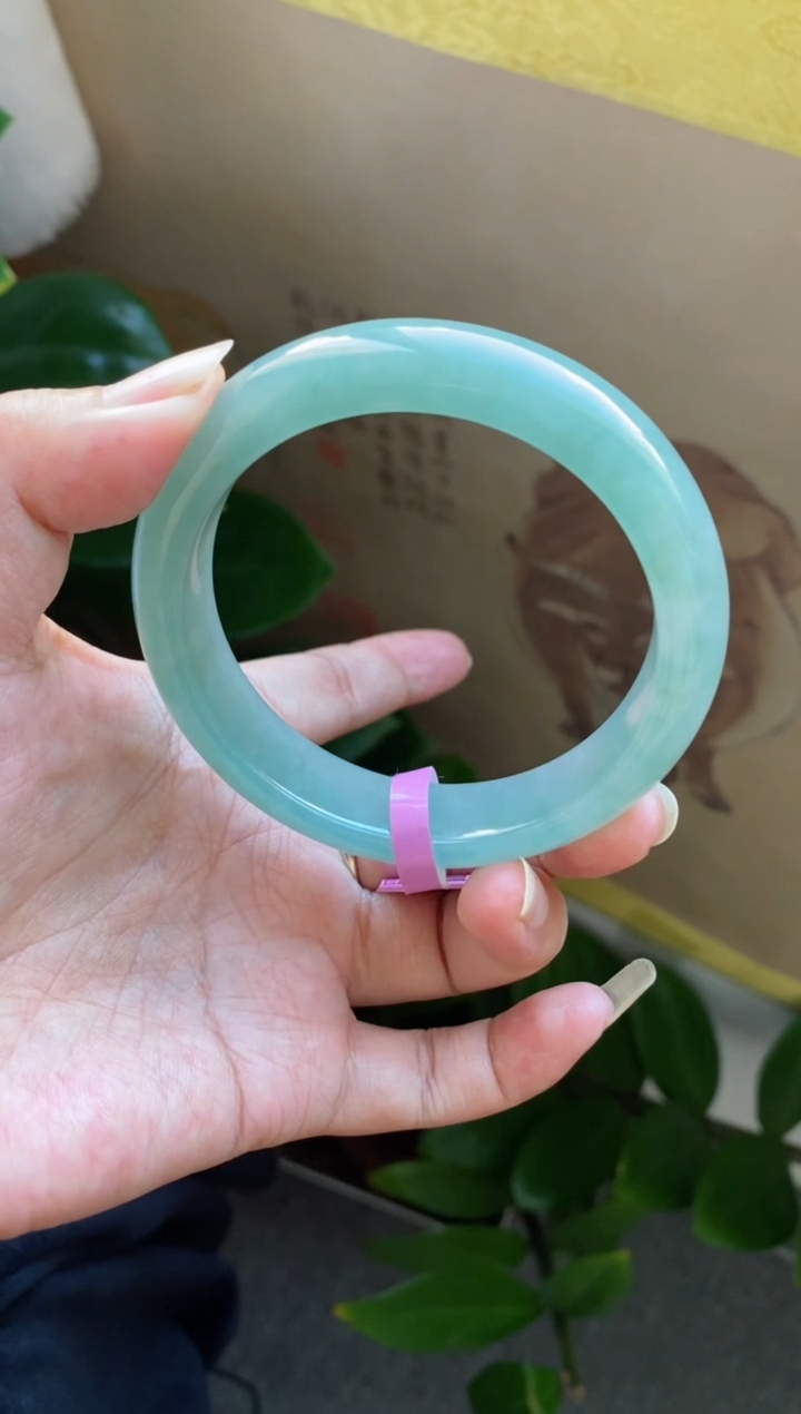 【闪购商品】翡翠手镯未镶嵌（老坑宽轮胎冰胶）16号