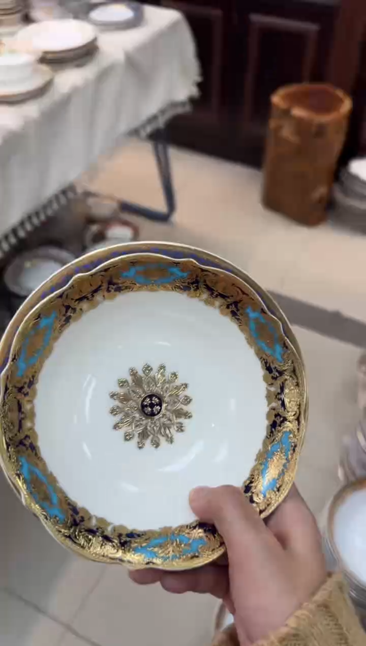 【闪购商品】瓷片6英寸水果碗  正品