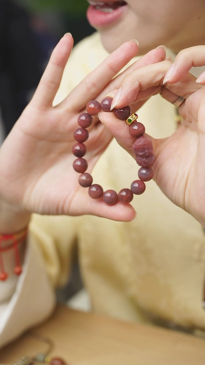 【闪购商品】玛瑙/玉髓手链未镶嵌车厘子度度盐源手链多样性发一