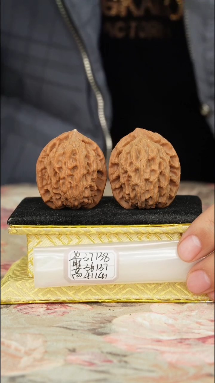 【闪购商品】文玩核桃把件非嫁接北京