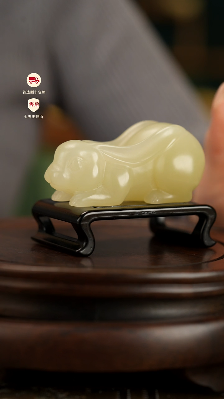 云南石竹叶青雕刻：小懒兔摆件镇尺茶宠