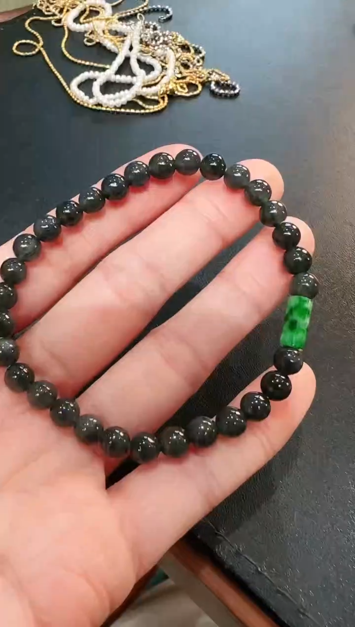 【闪购商品】翡翠颈饰未镶嵌珠串