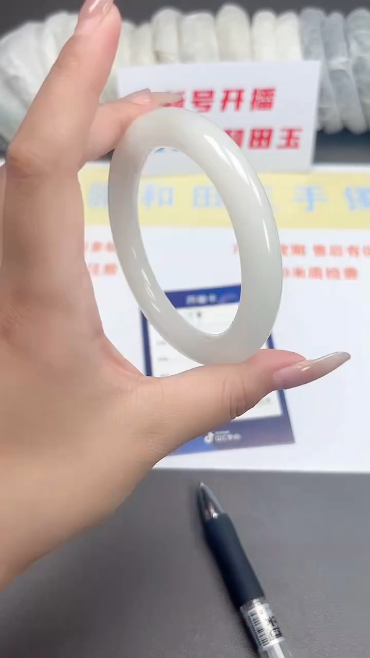 未镶嵌手镯和田玉99-4-60