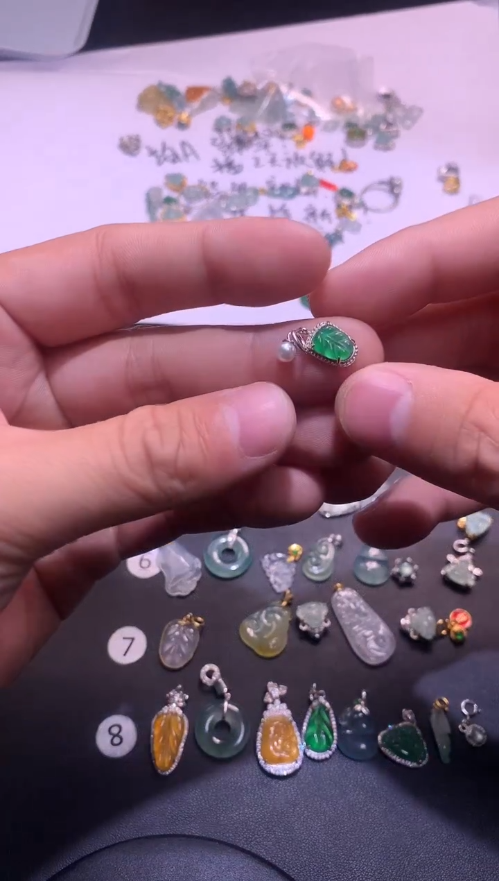 【闪购商品】翡翠吊坠(不含链)银S925镶嵌1