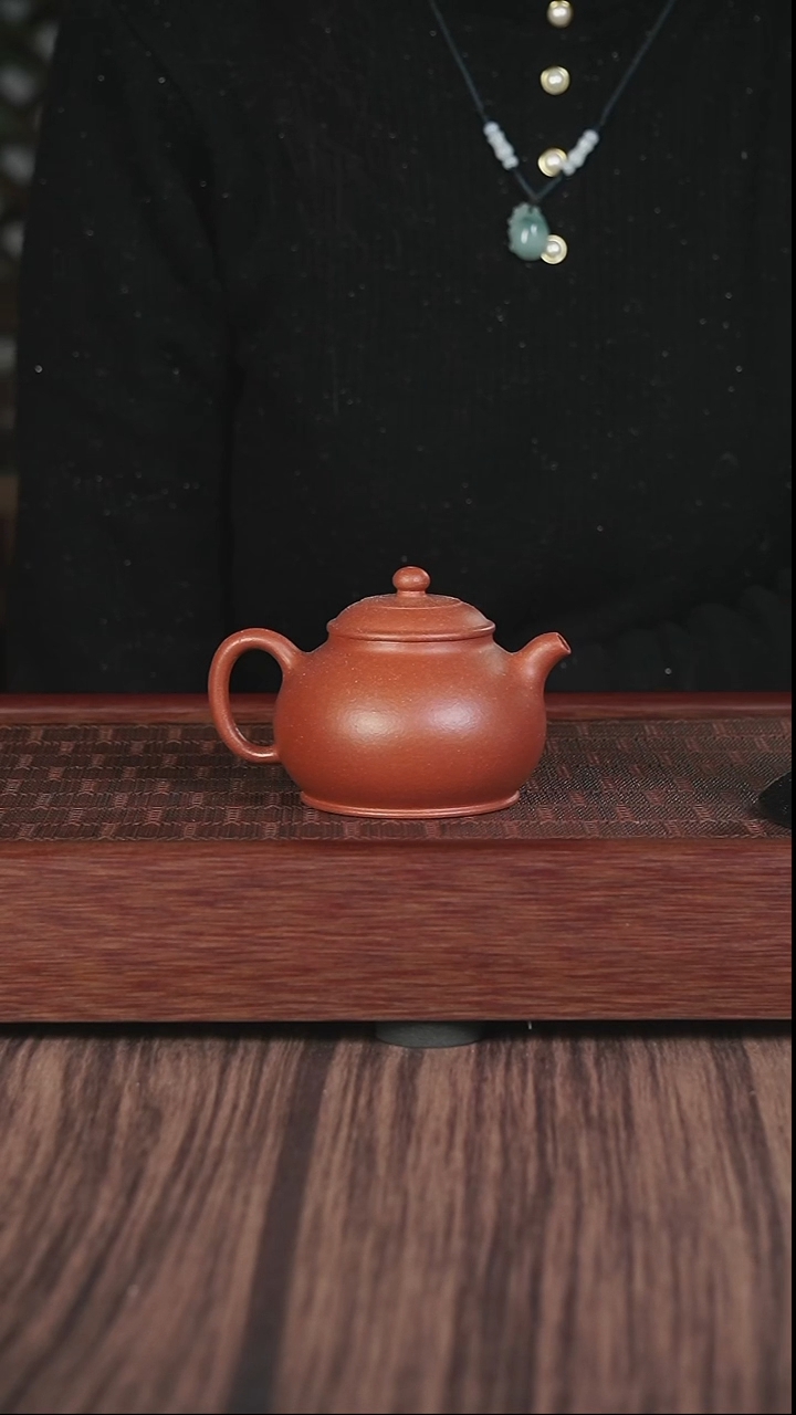 【闪购商品】紫砂茶壶红降坡   宝儿