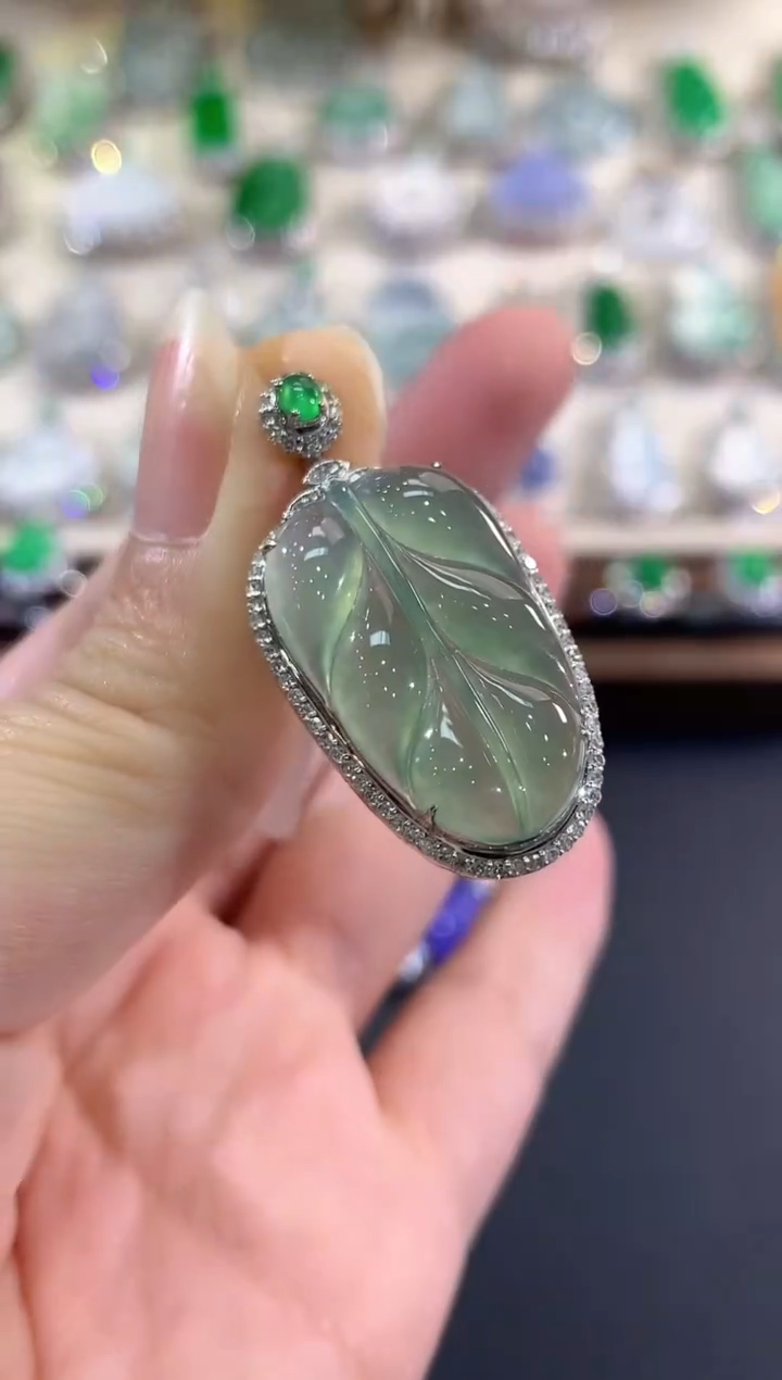 吊坠(不含链)18K金镶嵌翡翠d14多样性一件发货