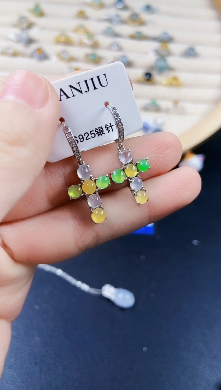 【闪购商品】翡翠耳饰银S925镶嵌5464646