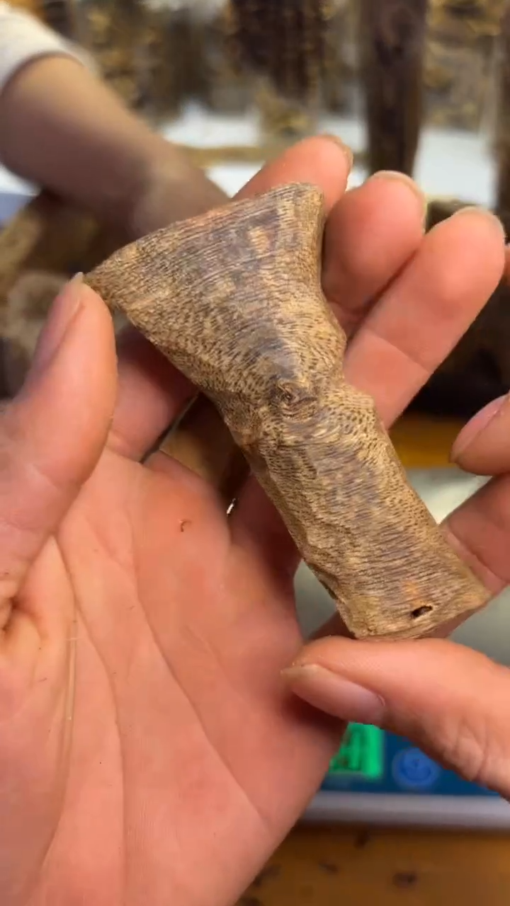 沉香沉香碎屑陆河品种8.5克