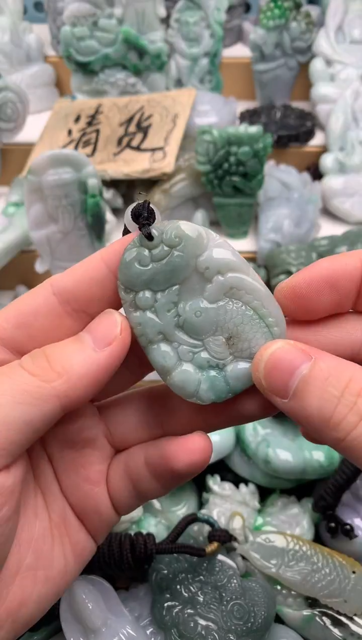 吊坠(不含链)未镶嵌翡翠1