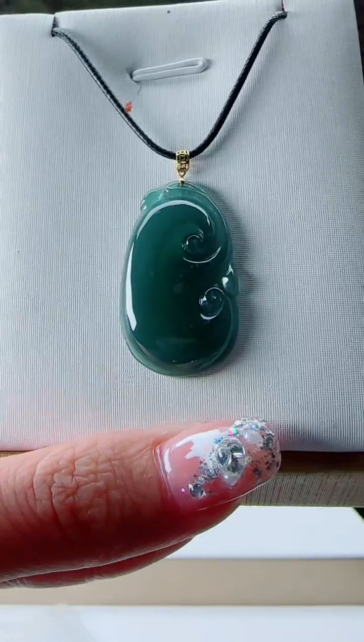 【闪购商品】翡翠颈饰未镶嵌如意多样性随机一件发货
