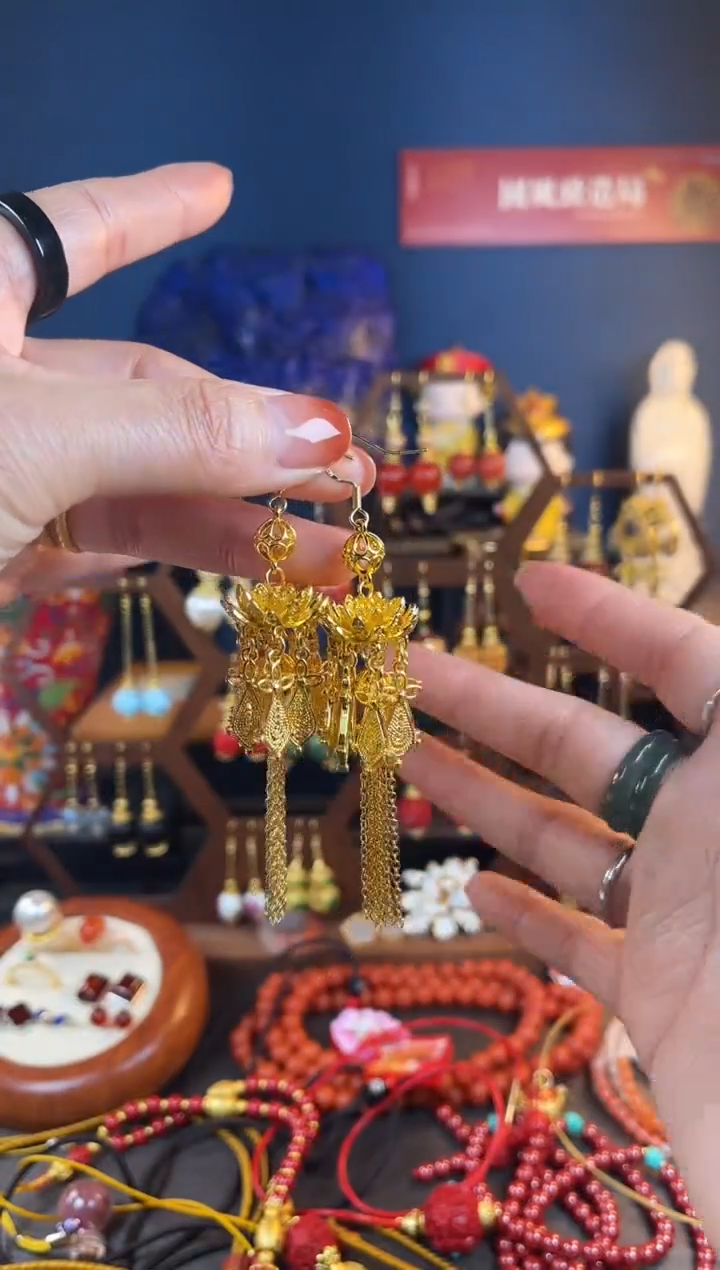 【闪购商品】206号大小莲花珐琅耳钩