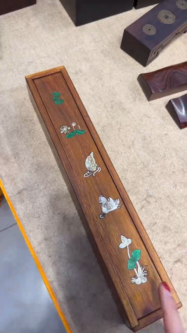 【闪购商品】贡木鸳鸯戏水螺钿机关线香盒