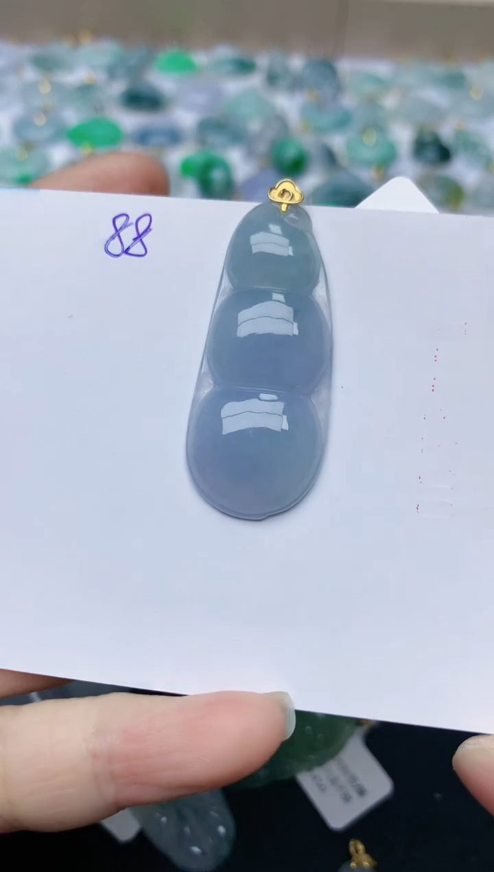 【闪购商品】翡翠颈饰18K金镶嵌天然翡翠A货    88