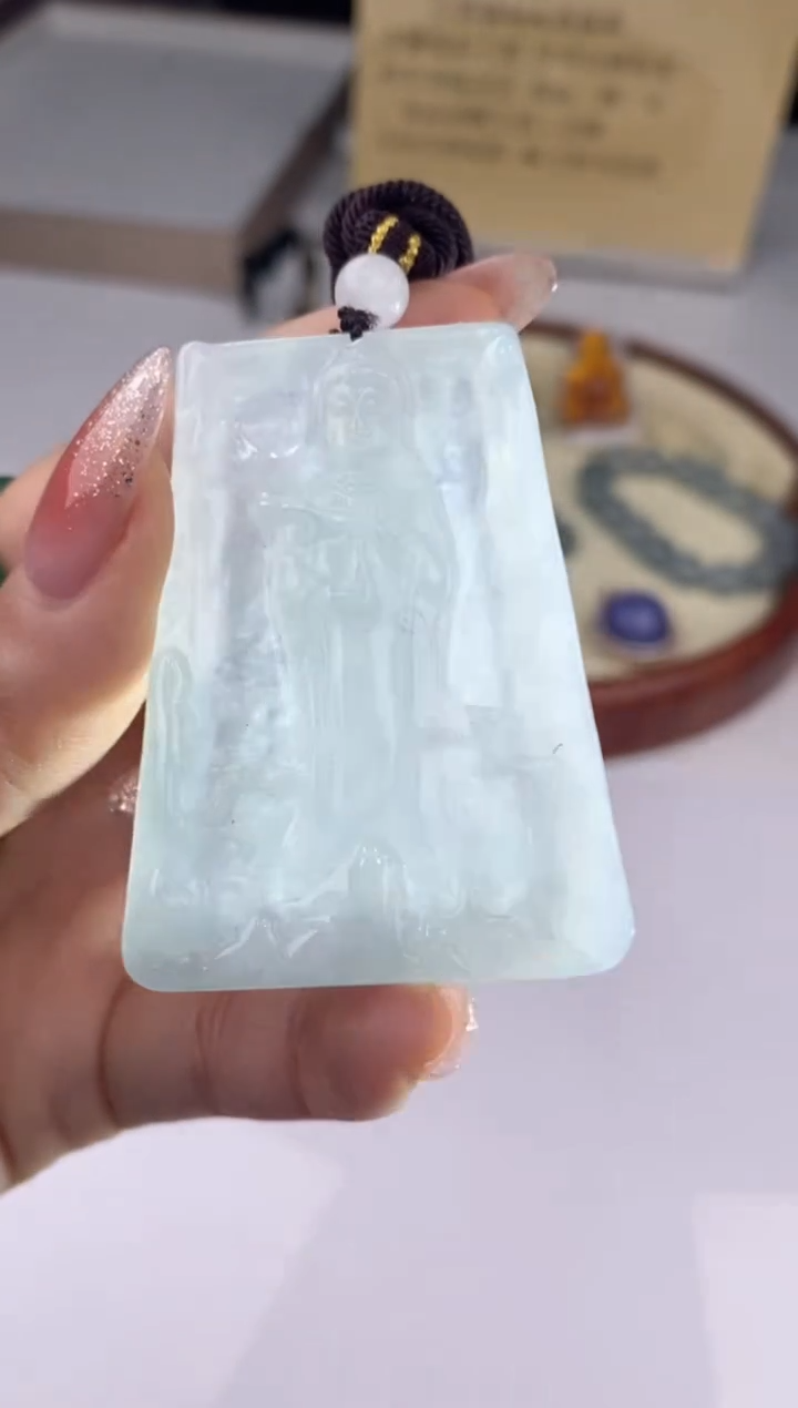 【闪购商品】翡翠吊坠(赠链)未镶嵌27930/静静聊翠