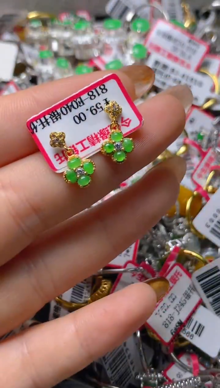 银S925镶嵌戒指翡翠百内无证书