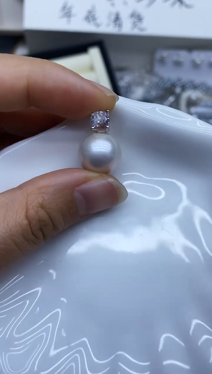 吊坠(不含链)未镶嵌淡水珍珠吊坠多样性发其一