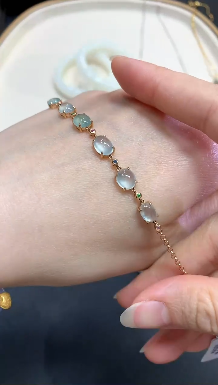 【闪购商品】翡翠手链18K金镶嵌Q198|4800