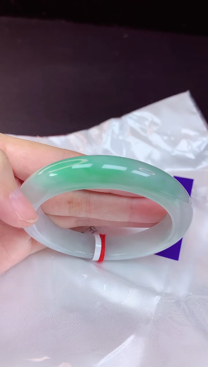 未镶嵌手镯翡翠58