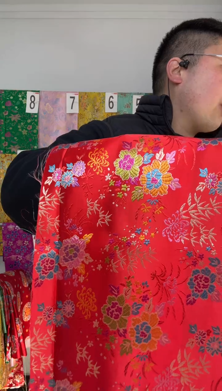 混纺满18元包邮.两单连裁.宽.长120.150