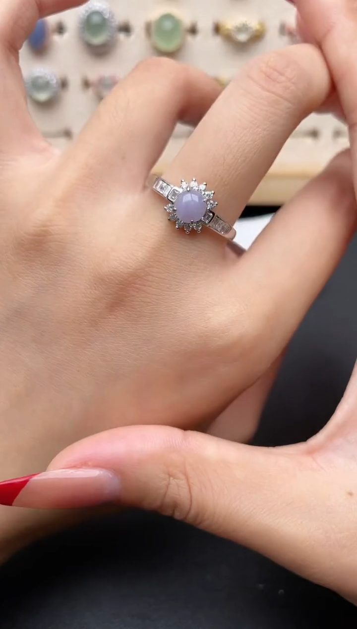 【闪购商品】翡翠戒指银S925镶嵌一物一证一礼盒