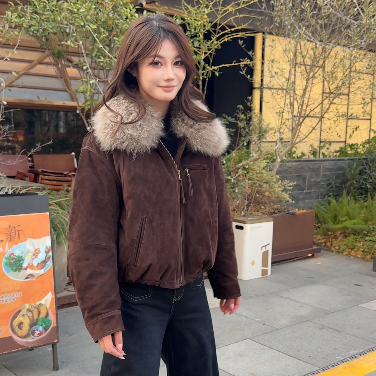 柏娜诺荔枝纹反绒牛皮 95 白鹅绒可拆卸 山羊绒领外套时尚休闲