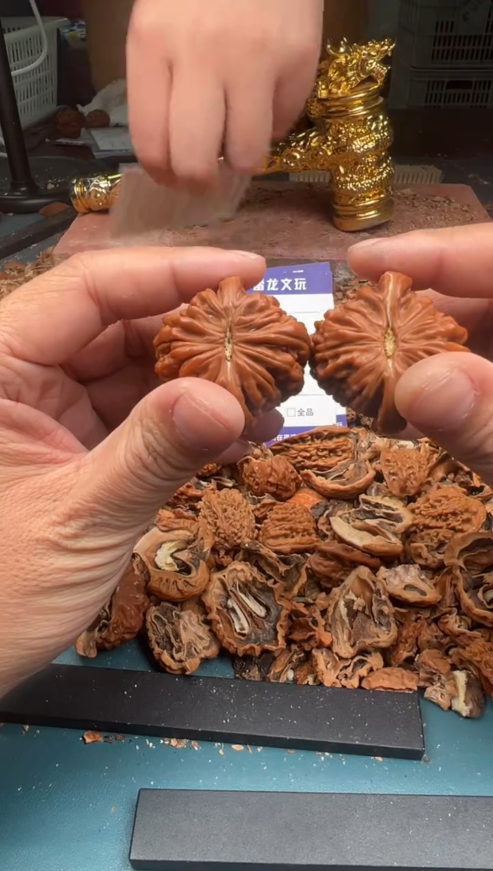 【闪购商品】文玩核桃把件雷龙文玩核桃四座楼43尺寸-71