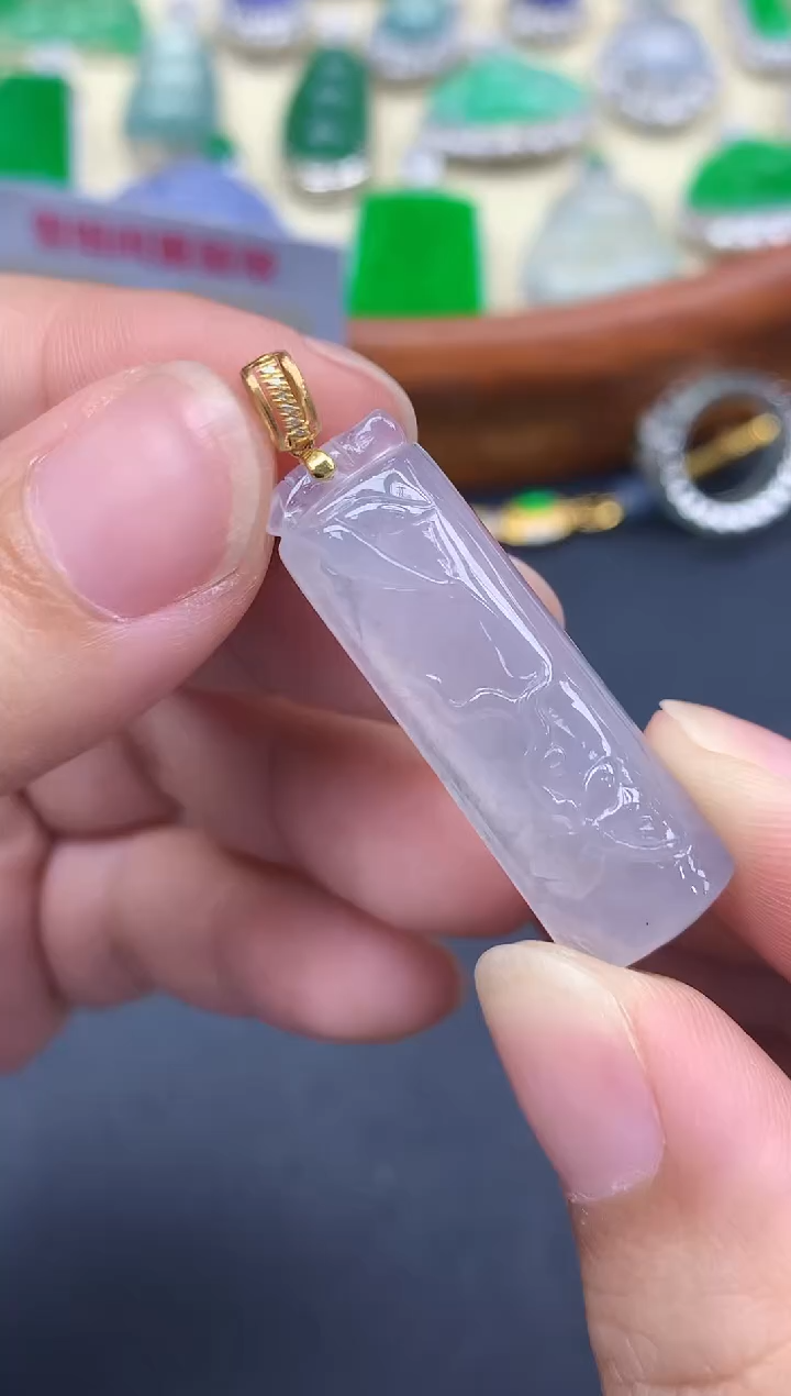 颈饰18K金镶嵌翡翠152-中国好珍宝