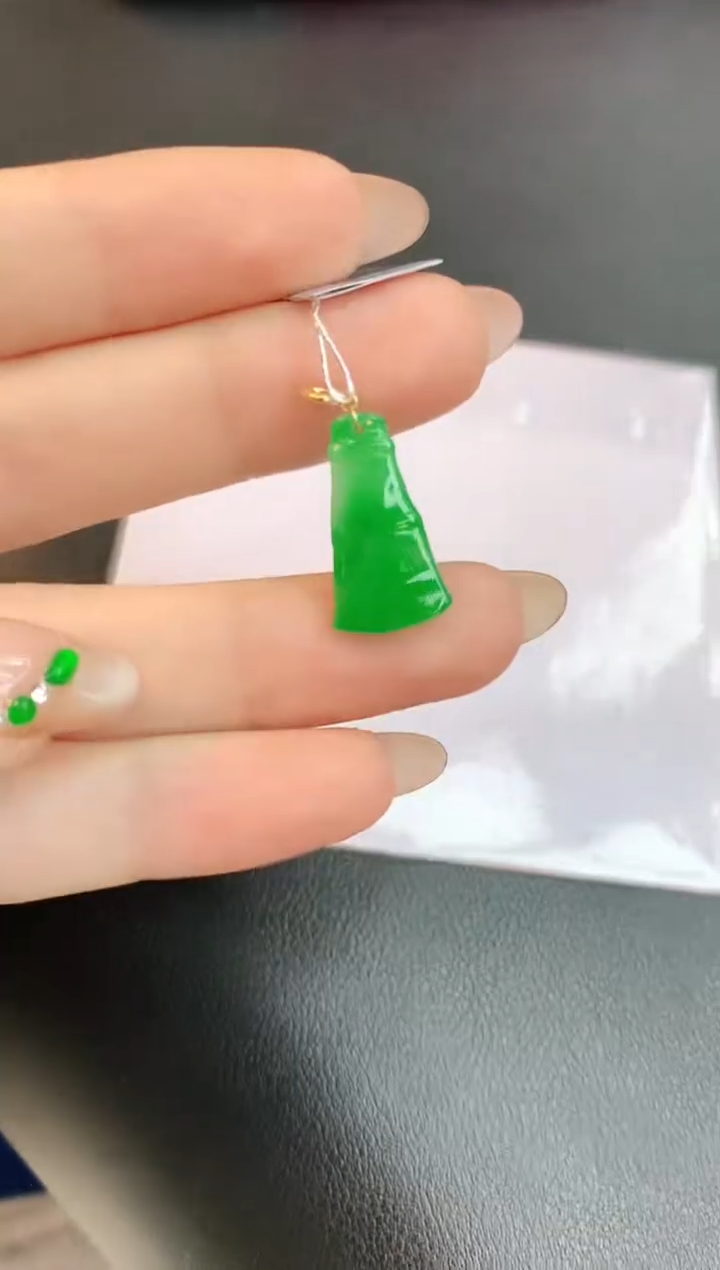 【闪购商品】翡翠颈饰18K金镶嵌赠礼盒证书 珍珍