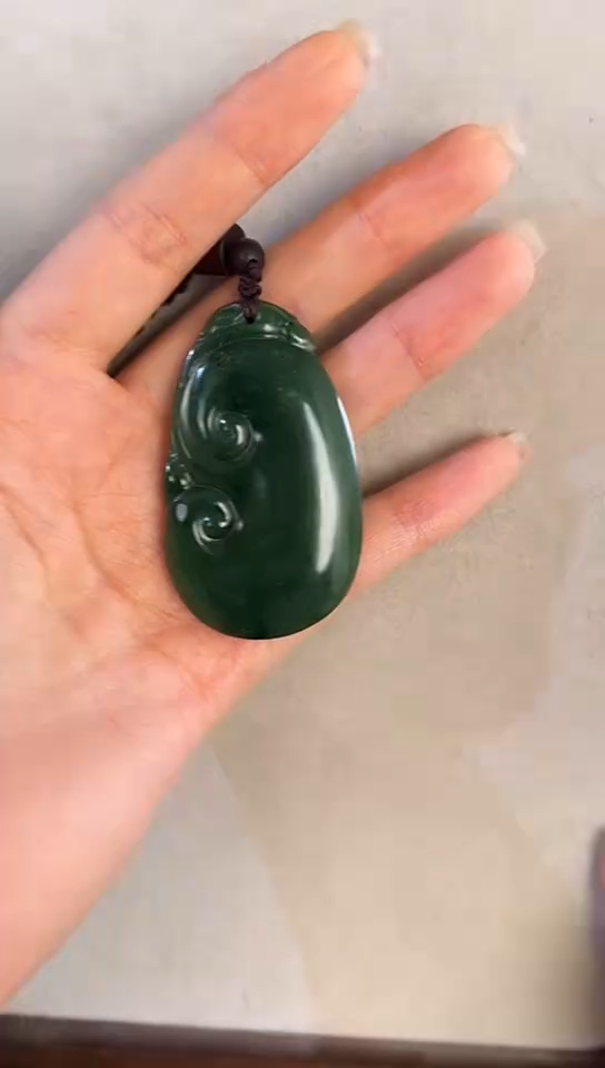 和田玉未镶嵌颈饰○*和田玉