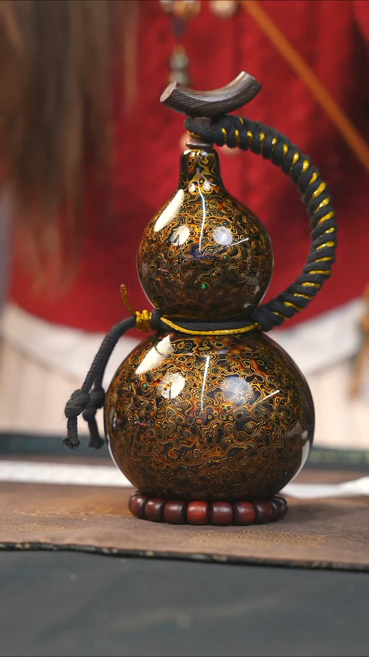 【闪购商品】WG274漆艺酒葫芦不包手串及旋转底座